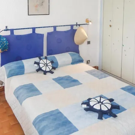 2 Bedroom In Apartamento *